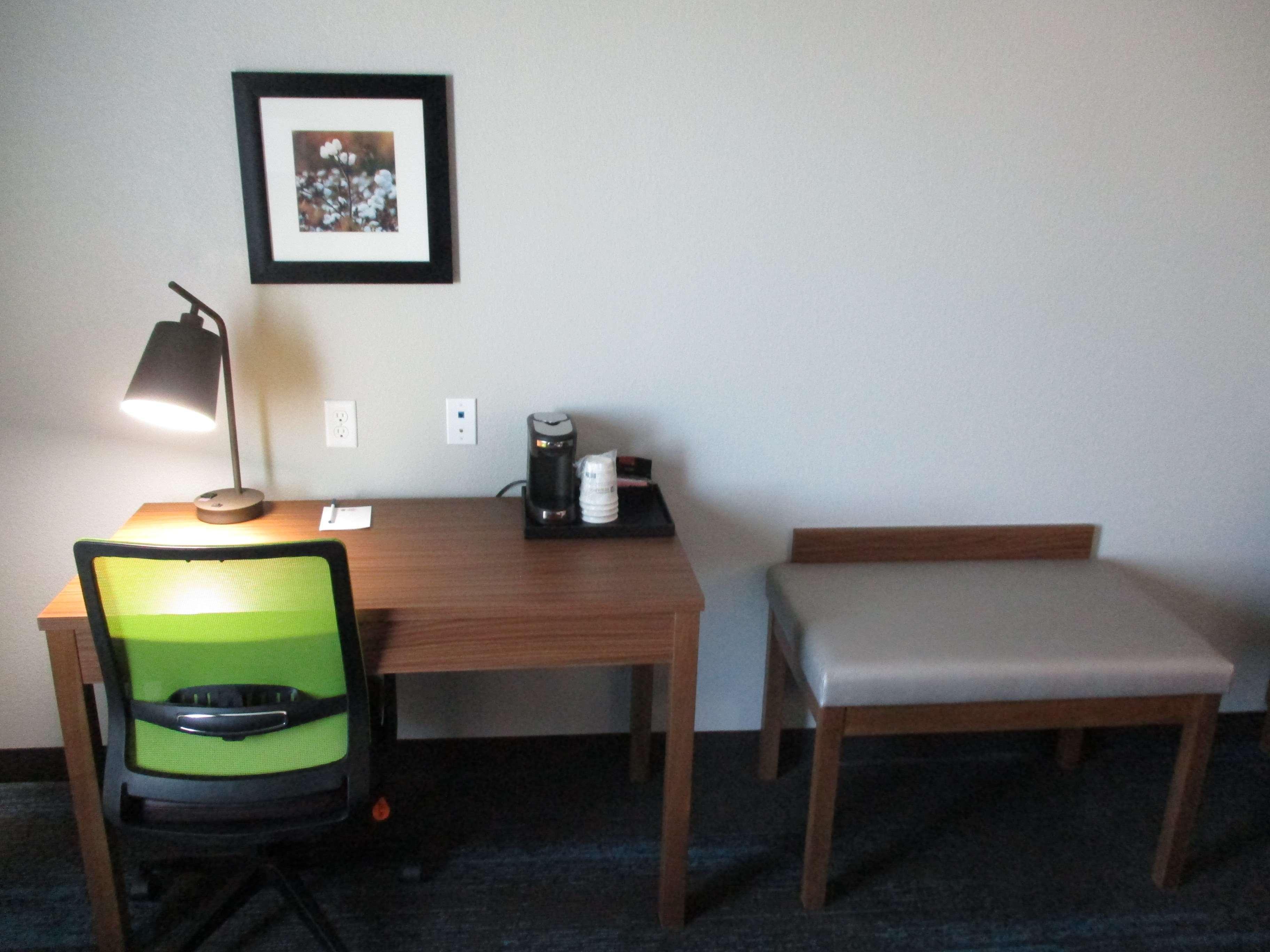 Best Western Plus Coweta'S 1St Hotel Exteriör bild