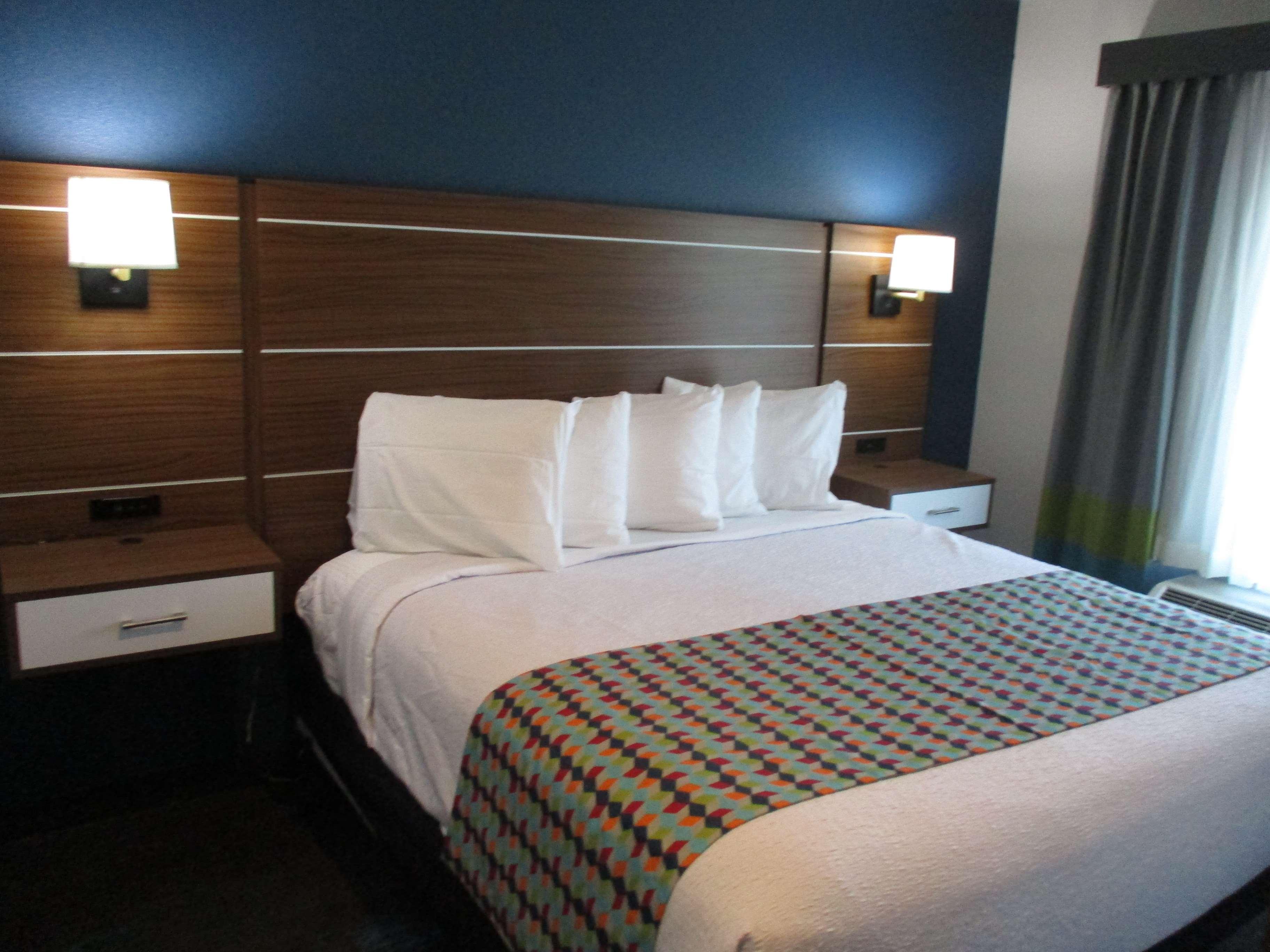Best Western Plus Coweta'S 1St Hotel Exteriör bild
