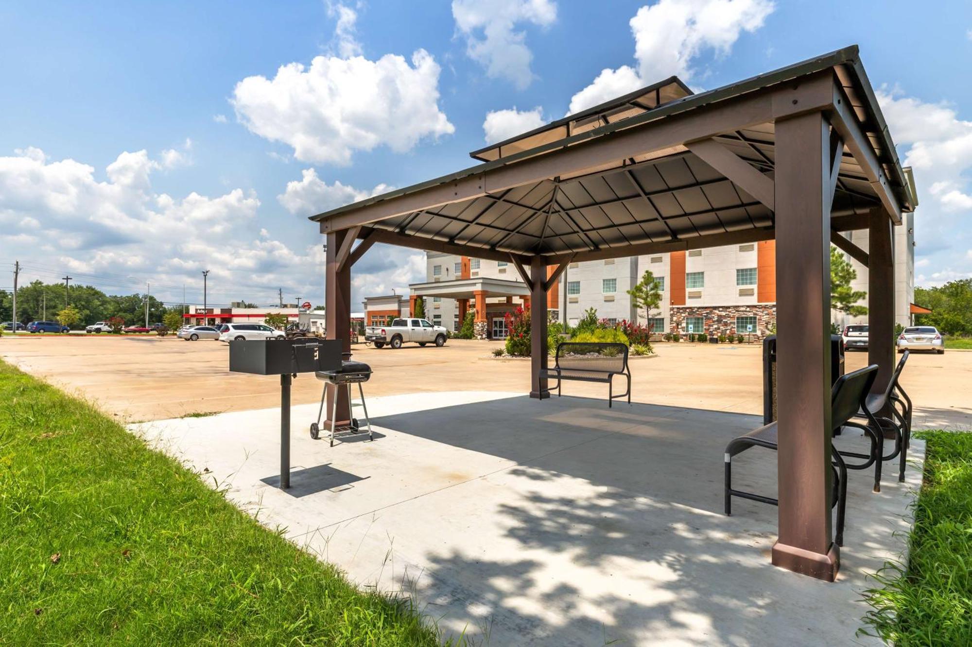 Best Western Plus Coweta'S 1St Hotel Exteriör bild